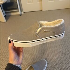 Women’s Sherpa Vans slide on
